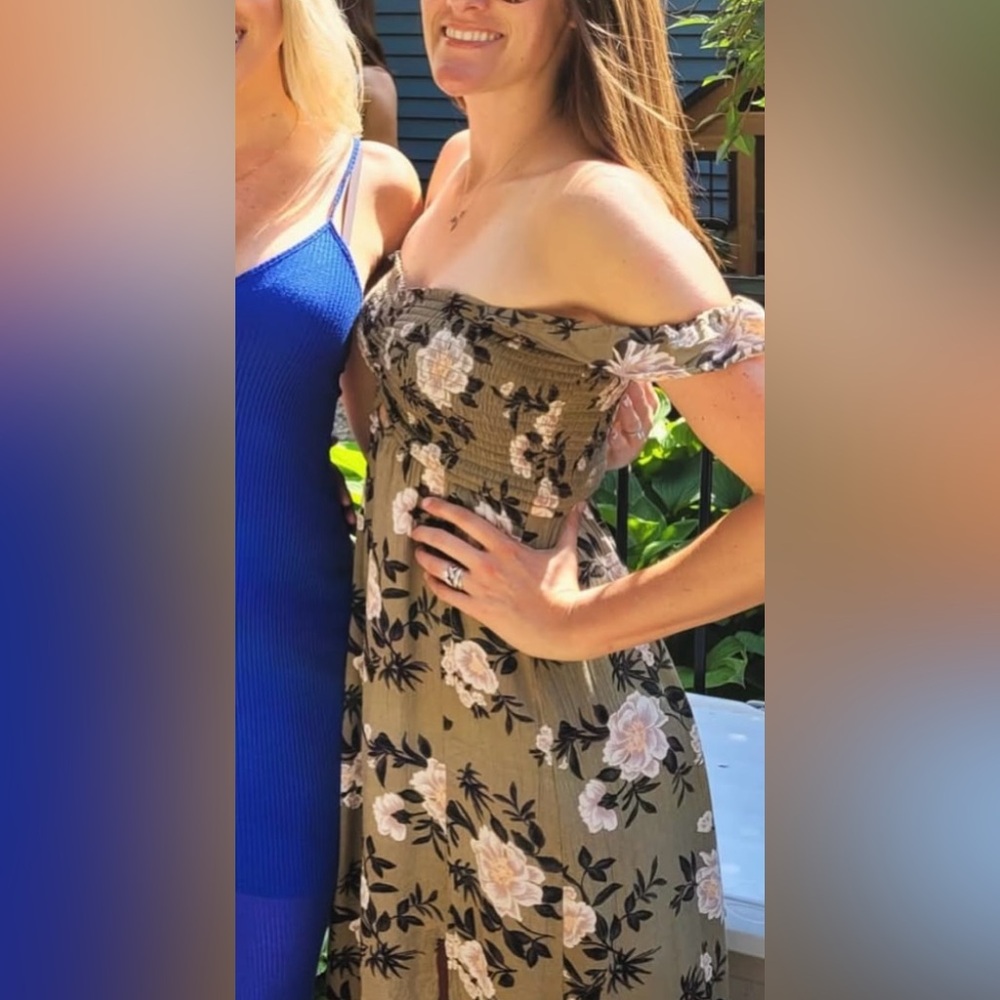 American Eagle Floral Cut Out Off-Shoulder Dress Small Long